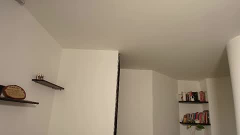 Zhara online show from November 2025 11:10:02 AM