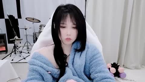 zhen online show from April 2026 07:03:02 PM