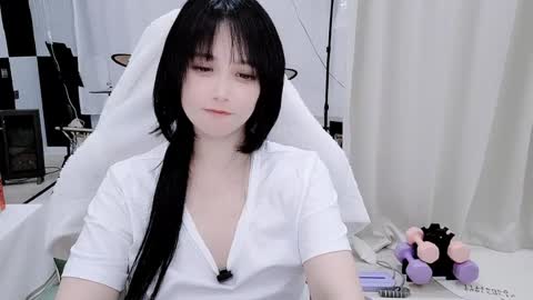 zhen online show from May 2026 12:45:02 PM