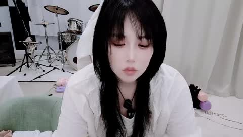 zhen online show from May 2026 02:19:01 AM