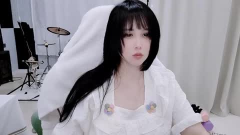 zhen online show from May 2026 02:51:02 AM