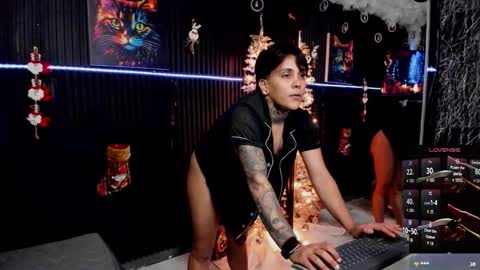 zhoestrong online show from November 2025 10:29:01 AM