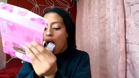 Zia Green online show from December 2024 04:59:02 AM