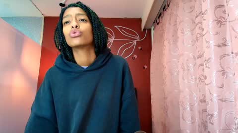 Zia Green online show from December 2024 11:37:02 AM