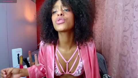 Zia Green online show from February 2025 03:27:01 PM