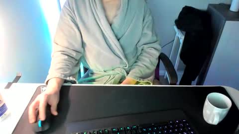 ziemlichflutschig online show from February 2025 04:58:01 AM