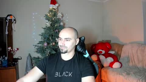 Ziesh online show from December 2025 08:06:01 PM