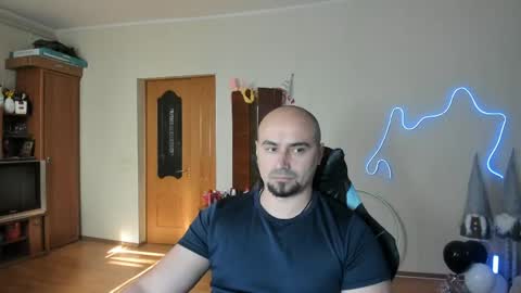 Ziesh online show from May 2026 01:39:01 PM