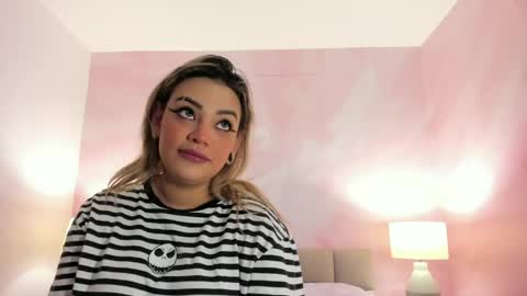 zihaadams_ online show from May 2026 07:52:01 PM