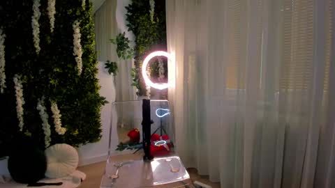 Snapshot of zinasquirts chatting on February 2025 07:23:02 AM Galli online show from February 2025 07:23:02 AM