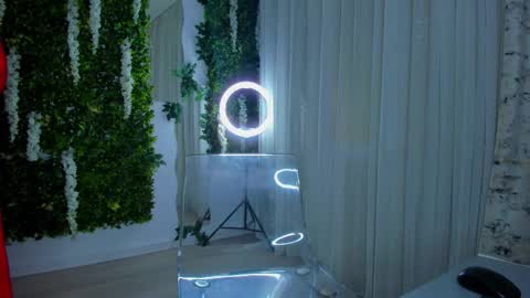 Snapshot of zinasquirts chatting on September 2025 02:55:01 PM Galli online show from September 2025 02:55:01 PM