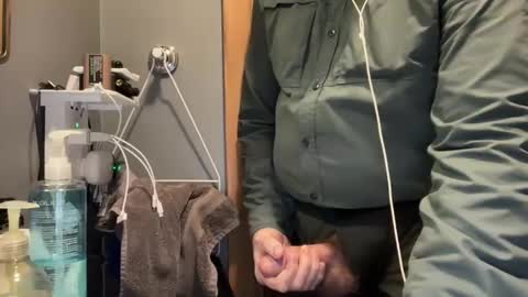 Snapshot of zinger283069 chatting on December 2025 08:26:01 PM zinger283069 online show from December 2025 08:26:01 PM