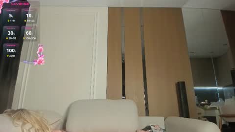 Snapshot of zirael_swan chatting on July 2026 03:42:01 AM zirael_swan online show from July 2026 03:42:01 AM