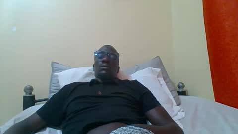 Snapshot of zlatann2012 chatting on September 2025 08:43:01 PM Zlatann2012 online show from September 2025 08:43:01 PM