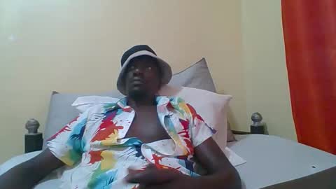 Snapshot of zlatann2012 chatting on September 2025 10:05:01 AM Zlatann2012 online show from September 2025 10:05:01 AM