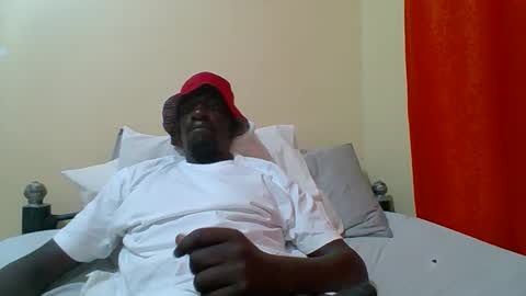 Snapshot of zlatann2012 chatting on September 2025 05:51:02 PM Zlatann2012 online show from September 2025 05:51:02 PM