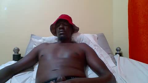 Snapshot of zlatann2012 chatting on October 2025 12:32:01 AM Zlatann2012 online show from October 2025 12:32:01 AM