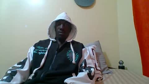 Snapshot of zlatann2012 chatting on October 2025 01:53:02 AM Zlatann2012 online show from October 2025 01:53:02 AM