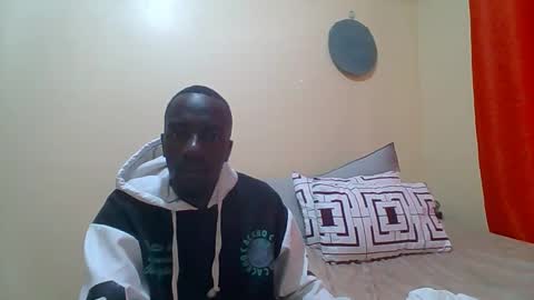 Snapshot of zlatann2012 chatting on October 2025 08:35:01 AM Zlatann2012 online show from October 2025 08:35:01 AM