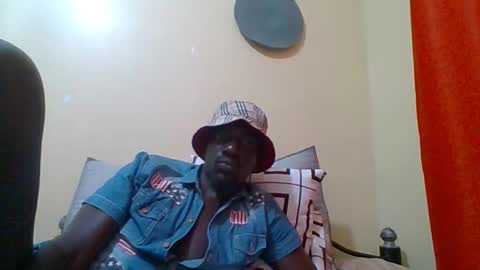 Snapshot of zlatann2012 chatting on October 2025 11:54:02 PM Zlatann2012 online show from October 2025 11:54:02 PM