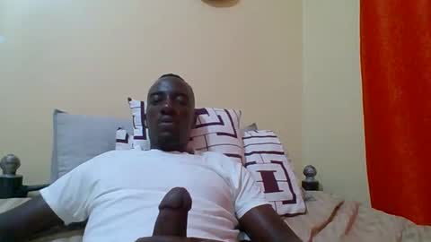 Snapshot of zlatann2012 chatting on November 2025 01:55:02 PM Zlatann2012 online show from November 2025 01:55:02 PM