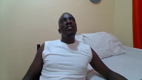 Snapshot of zlatann2012 chatting on November 2025 07:24:01 PM Zlatann2012 online show from November 2025 07:24:01 PM