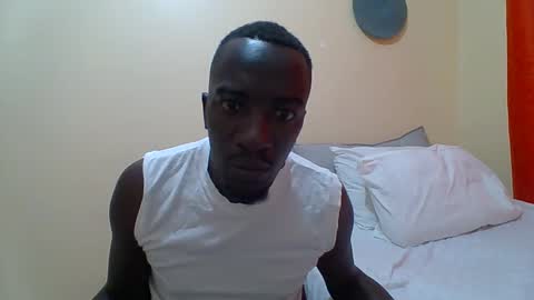 Snapshot of zlatann2012 chatting on November 2025 11:43:01 AM Zlatann2012 online show from November 2025 11:43:01 AM