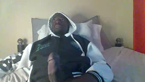 Snapshot of zlatann2012 chatting on November 2025 03:31:01 AM Zlatann2012 online show from November 2025 03:31:01 AM