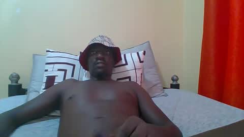 Snapshot of zlatann2012 chatting on December 2025 12:56:01 PM Zlatann2012 online show from December 2025 12:56:01 PM