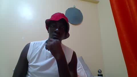 Snapshot of zlatann2012 chatting on January 2026 05:27:02 PM Zlatann2012 online show from January 2026 05:27:02 PM