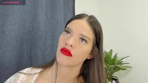 ZOE online show from January 2025 03:44:02 AM