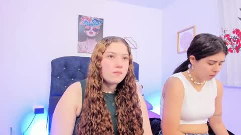 Zoe And Valeria online show from April 2026 03:23:01 PM