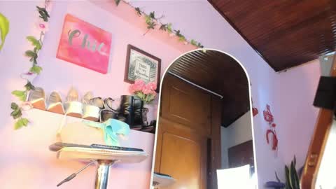 Zoe Baker online show from May 2026 04:56:01 PM