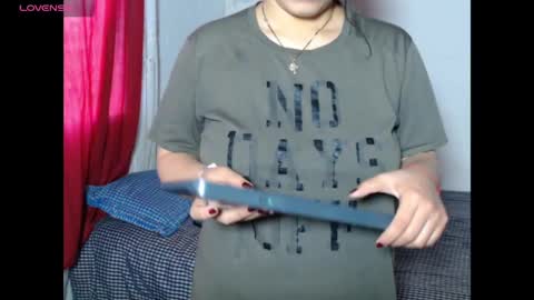 Snapshot of zoe_bronw chatting on December 2024 11:16:01 AM Zoe Bronw online show from December 2024 11:16:01 AM