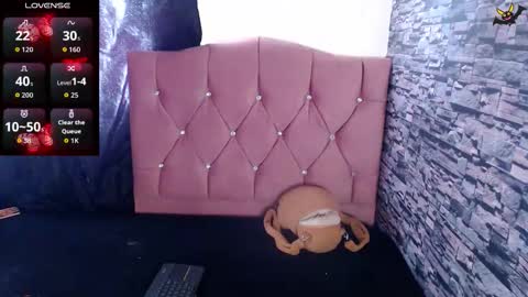 Snapshot of zoe_bronw chatting on January 2026 05:50:01 PM Zoe Bronw online show from January 2026 05:50:01 PM