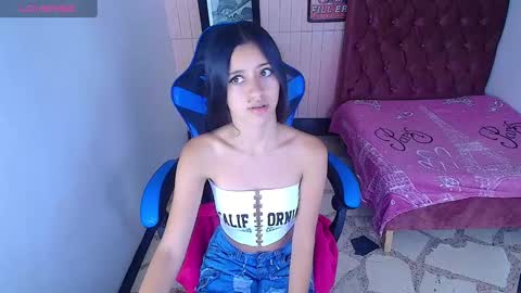 Z O E online show from January 2025 12:07:02 PM