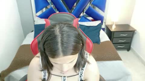 zoe online show from April 2026 02:43:01 PM