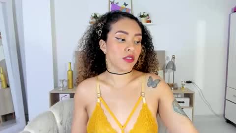 Zoe Gruber online show from April 2026 12:52:02 AM