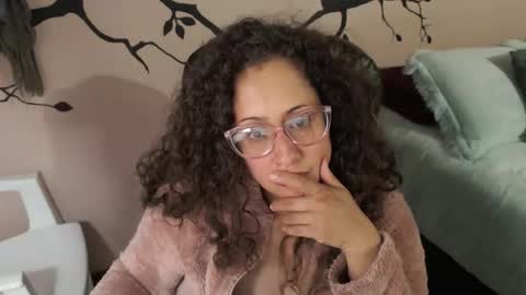 Snapshot of zoe_koller chatting on November 2025 10:43:02 PM Zoe Koller online show from November 2025 10:43:02 PM