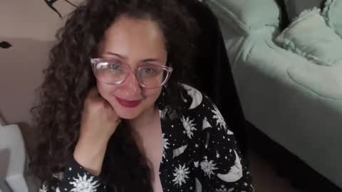 Snapshot of zoe_koller chatting on November 2025 03:44:01 PM Zoe Koller online show from November 2025 03:44:01 PM