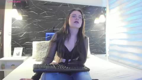 Zoe online show from January 2026 11:37:01 AM