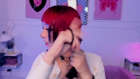 Zoe Lynch online show from April 2026 11:37:02 AM