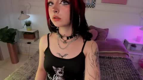 Zoe Lynch online show from May 2026 11:59:02 AM