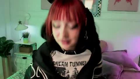 Zoe Lynch online show from May 2026 03:29:02 PM