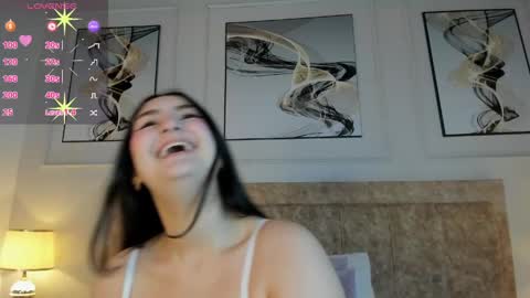 zoe_moon__ online show from May 2026 11:27:02 AM