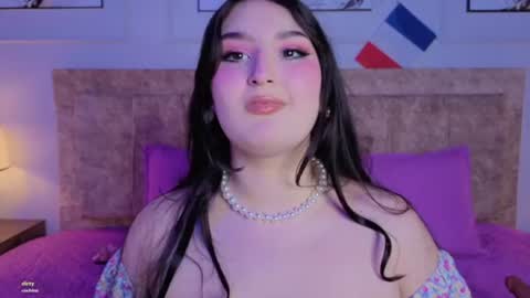 Snapshot of zoe_moon__ chatting on July 2026 02:35:01 PM zoe_moon__ online show from July 2026 02:35:01 PM