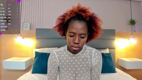 Zoe Novakk  online show from October 2025 03:11:02 PM