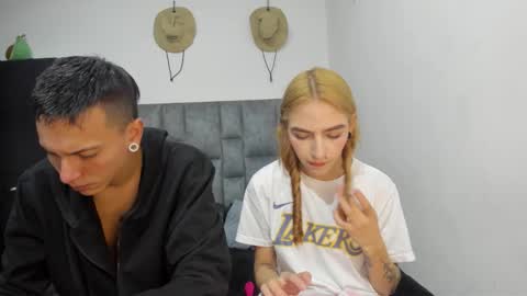 Snapshot of zoe_painn chatting on November 2025 11:47:01 PM She Zoe He Painn online show from November 2025 11:47:01 PM