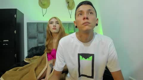 Snapshot of zoe_painn chatting on December 2025 09:53:01 PM She Zoe He Painn online show from December 2025 09:53:01 PM