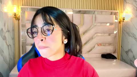 Zoe  online show from September 2025 03:08:02 AM